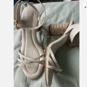 Schutz Womens Ankle Strap Sandal Heels Cream Light Beige Size 7.5 B